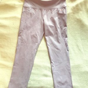 Light purple leggings